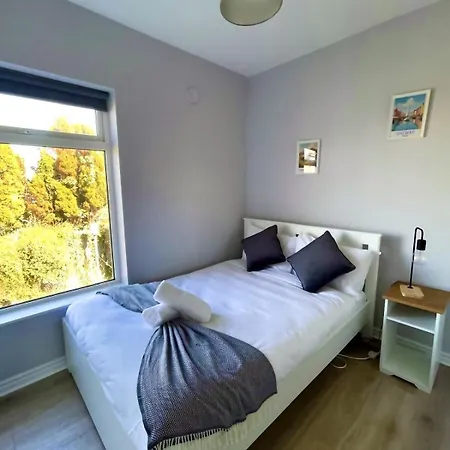 Apartment Modern And Accessible Galway