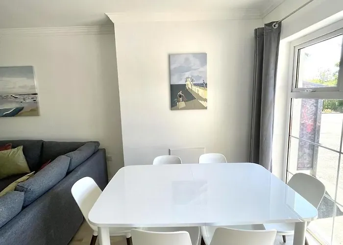 Modern And Accessible Apartament